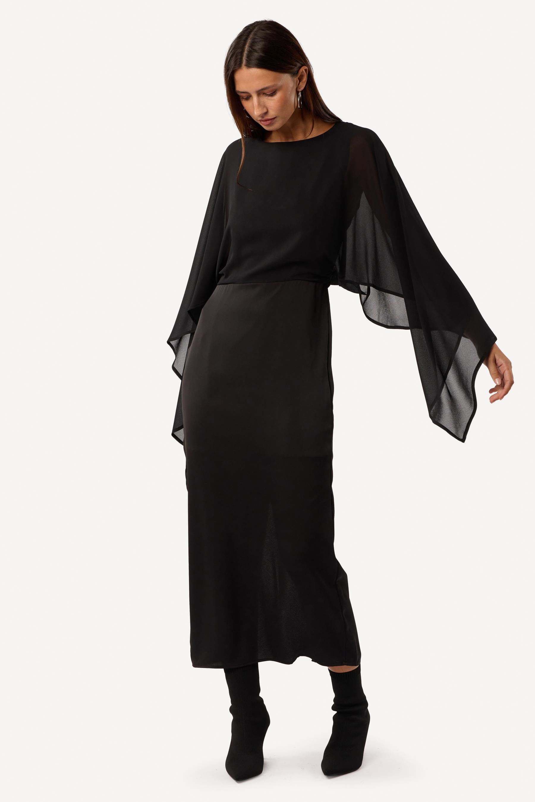 Robe cocktail unie Noir - Axara Paris